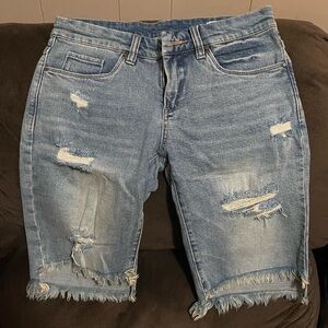 [BLANKNYC] BAHAMA-MAMA SHORT